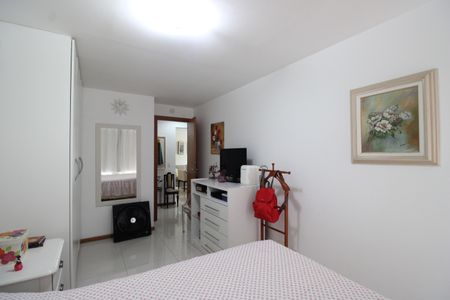 Apartamento à venda com 94m², 3 quartos e 2 vagasSuíte