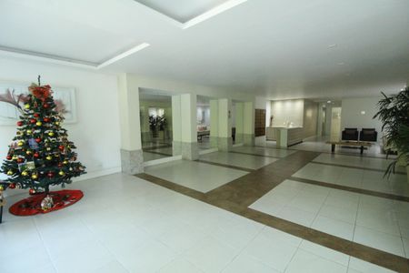 Apartamento à venda com 94m², 3 quartos e 2 vagasHall