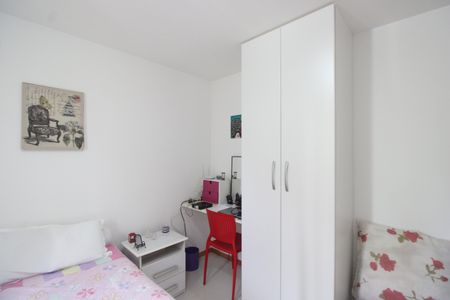 Apartamento à venda com 94m², 3 quartos e 2 vagasQuarto 2