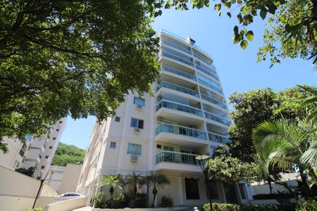 Apartamento à venda com 94m², 3 quartos e 2 vagasFachada