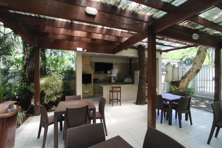 Apartamento à venda com 94m², 3 quartos e 2 vagasÁrea comum - Churrasqueira