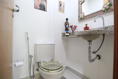 Apartamento à venda com 94m², 3 quartos e 2 vagasLavabo