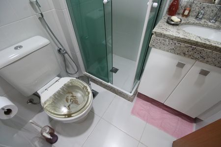 Apartamento à venda com 94m², 3 quartos e 2 vagasBanheiro social