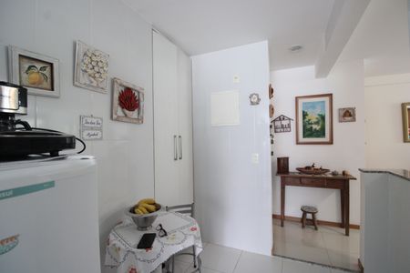 Apartamento à venda com 94m², 3 quartos e 2 vagasCozinha