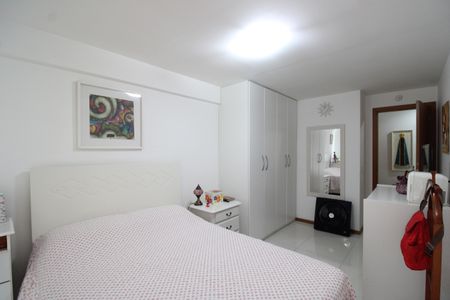 Apartamento à venda com 94m², 3 quartos e 2 vagasSuíte