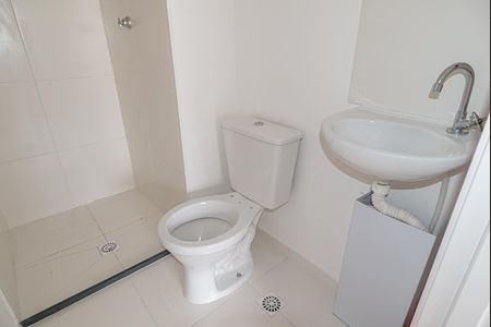 Studio para alugar com 24m², 1 quarto e sem vaga Studio para alugar com 24m², 1 quarto e sem vagaBanheiro