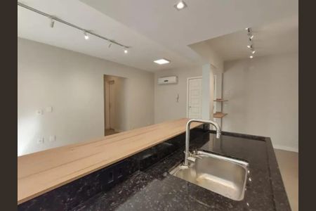 Cozinha  de apartamento para alugar com 2 quartos, 67m² em Petrópolis, Porto Alegre