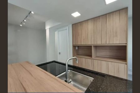 Cozinha  de apartamento para alugar com 2 quartos, 67m² em Petrópolis, Porto Alegre