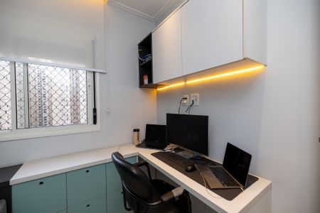 Apartamento à venda com 96m², 3 quartos e 2 vagas Apartamento à venda com 96m², 3 quartos e 2 vagasQuarto 2