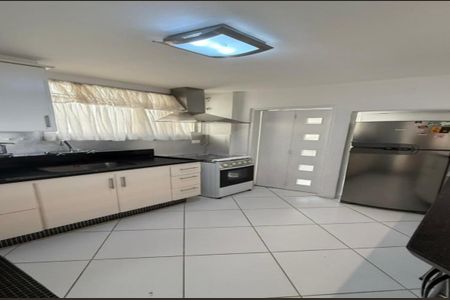 Apartamento para alugar com 3 quartos, 110m² em Bela Vista, São Paulo