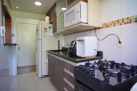 Apartamento à venda com 49m², 2 quartos e 1 vagaCozinha 