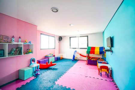 Apartamento à venda com 67m², 3 quartos e 2 vagas Apartamento à venda com 67m², 3 quartos e 2 vagasÁrea comum - Brinquedoteca