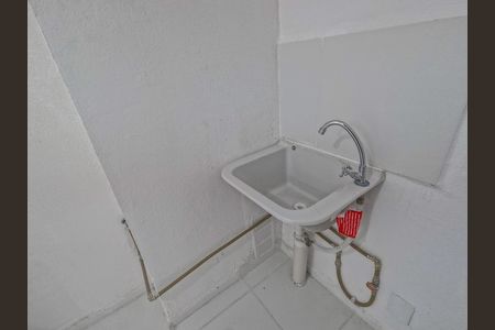 Área de serviço de apartamento para alugar com 2 quartos, 34m² em Jardim Pereira Leite, São Paulo