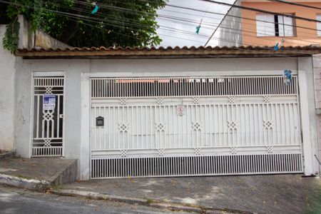 Casa para alugar com 310m², 2 quartos e 3 vagasFachada