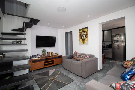 Sala de casa para alugar com 2 quartos, 310m² em Jardim Maristela, São Paulo