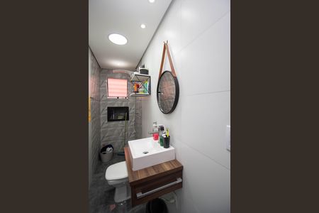 Casa para alugar com 310m², 2 quartos e 3 vagasBanheiro 