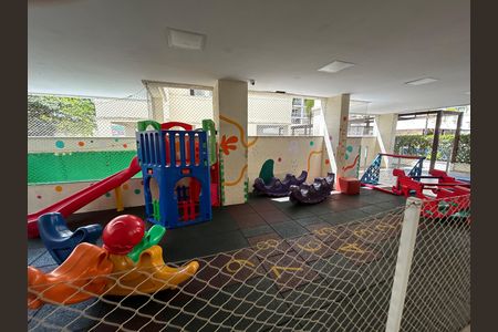 Apartamento para alugar com 81m², 3 quartos e 1 vagaÁrea comum - Playground