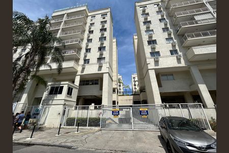 Apartamento para alugar com 81m², 3 quartos e 1 vagaFachada e portaria