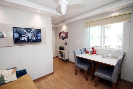 Sala de apartamento à venda com 2 quartos, 50m² em Penha, Rio de Janeiro