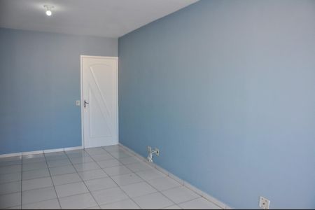 Apartamento para alugar com 72m², 3 quartos e 1 vaga Apartamento para alugar com 72m², 3 quartos e 1 vagaDetalhe - Sala e Sala de Jantar