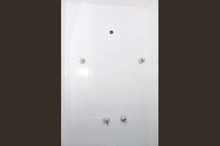 Apartamento para alugar com 72m², 3 quartos e 1 vaga Apartamento para alugar com 72m², 3 quartos e 1 vagaDetalhe - Banheiro Social