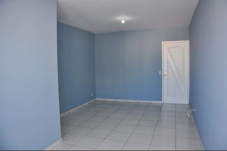 Apartamento para alugar com 72m², 3 quartos e 1 vaga Apartamento para alugar com 72m², 3 quartos e 1 vagaDetalhe - Sala e Sala de Jantar