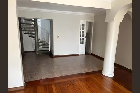 Casa para alugar com 5 quartos, 150m² em Pompeia, São Paulo