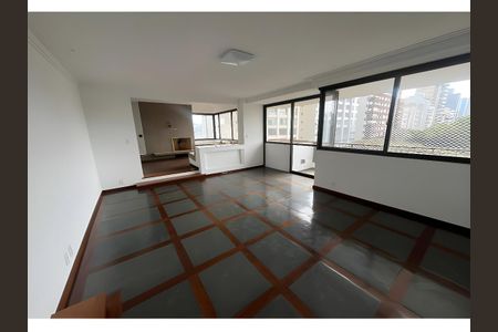 Apartamento para alugar com 250m², 4 quartos e 2 vagas