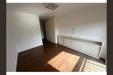 Apartamento para alugar com 250m², 4 quartos e 2 vagas