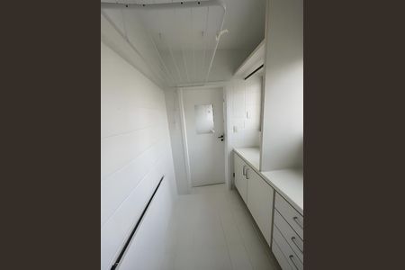 Apartamento para alugar com 250m², 4 quartos e 2 vagas