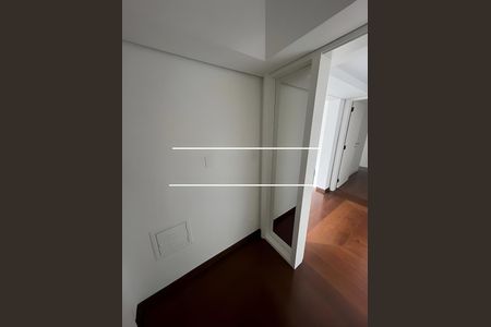 Apartamento para alugar com 250m², 4 quartos e 2 vagas