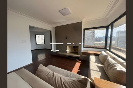 Apartamento para alugar com 250m², 4 quartos e 2 vagas