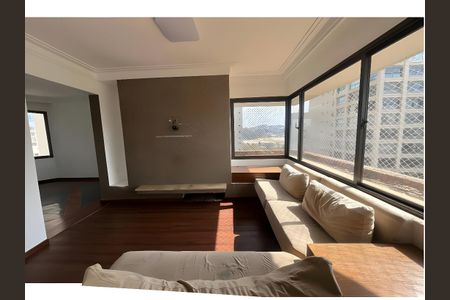 Apartamento para alugar com 250m², 4 quartos e 2 vagas
