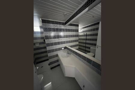 Apartamento para alugar com 250m², 4 quartos e 2 vagas