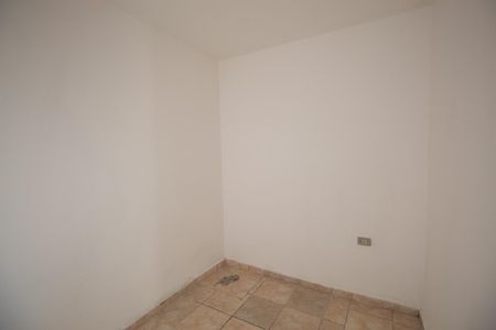 Quarto 2 de casa para alugar com 2 quartos, 55m² em Vila Mazzei, São Paulo