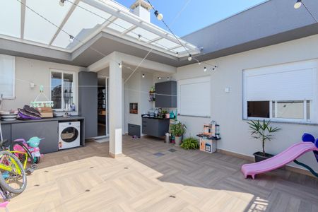 Casa à venda com 110m², 3 quartos e 1 vaga Casa à venda com 110m², 3 quartos e 1 vagaQuintal