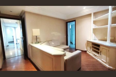 Apartamento à venda com 4 quartos, 243m² em Vila Regente Feijó, São Paulo