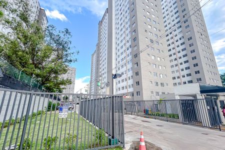 Apartamento para alugar com 43m², 2 quartos e sem vagaFachada com Plaquinha