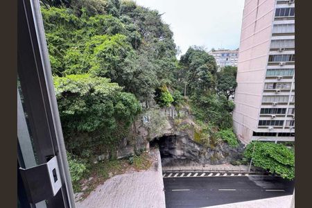 Apartamento à venda com 98m², 3 quartos e sem vaga