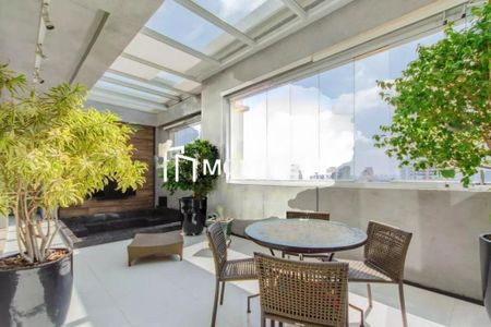 Apartamento à venda com 332m², 3 quartos e 4 vagas