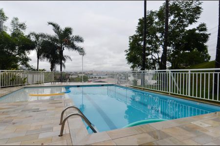 Apartamento à venda com 61m², 2 quartos e 1 vagaÁrea comum - Piscina