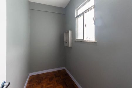 Apartamento para alugar com 82m², 2 quartos e sem vagaQuarto de Serviço