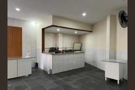 Apartamento à venda com 65m², 2 quartos e sem vaga