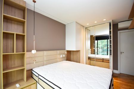 Apartamento à venda com 85m², 2 quartos e 1 vaga Apartamento à venda com 85m², 2 quartos e 1 vagaSuíte
