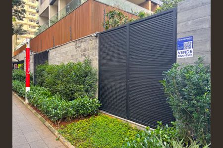Apartamento à venda com 85m², 2 quartos e 1 vaga Apartamento à venda com 85m², 2 quartos e 1 vagaFachada