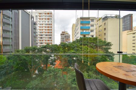 Apartamento à venda com 85m², 2 quartos e 1 vaga Apartamento à venda com 85m², 2 quartos e 1 vagaVaranda sala