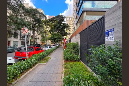 Apartamento à venda com 85m², 2 quartos e 1 vaga Apartamento à venda com 85m², 2 quartos e 1 vagaFachada