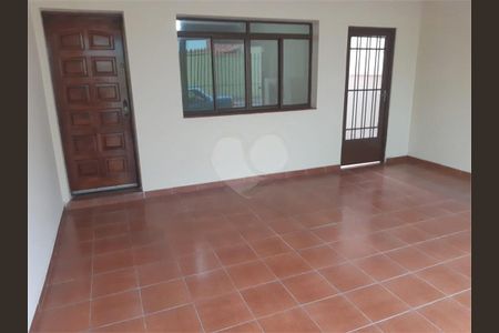 Casa à venda com 123m², 2 quartos e 2 vagas