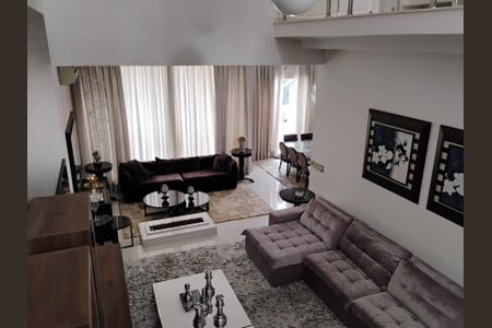 Casa à venda com 440m², 3 quartos e 3 vagas
