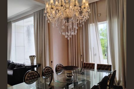 Casa à venda com 440m², 3 quartos e 3 vagas